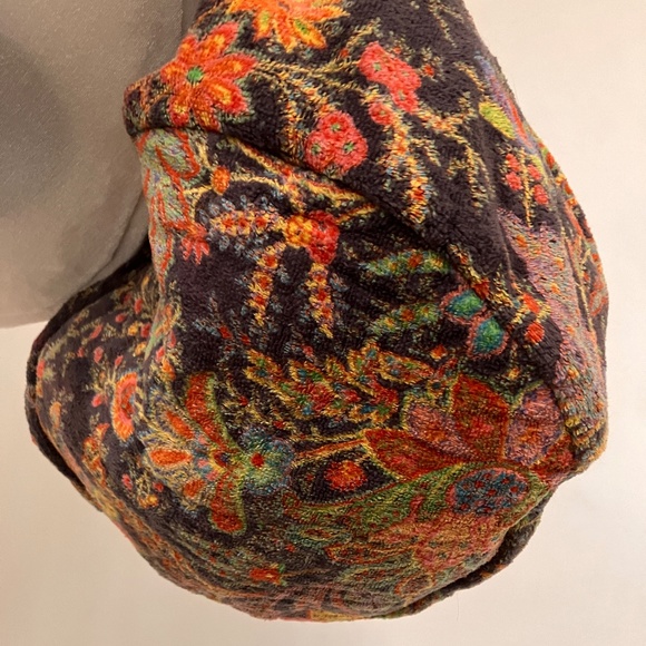 SHAN TERRYCLOTH BEACH BAG - Picture 10 of 16